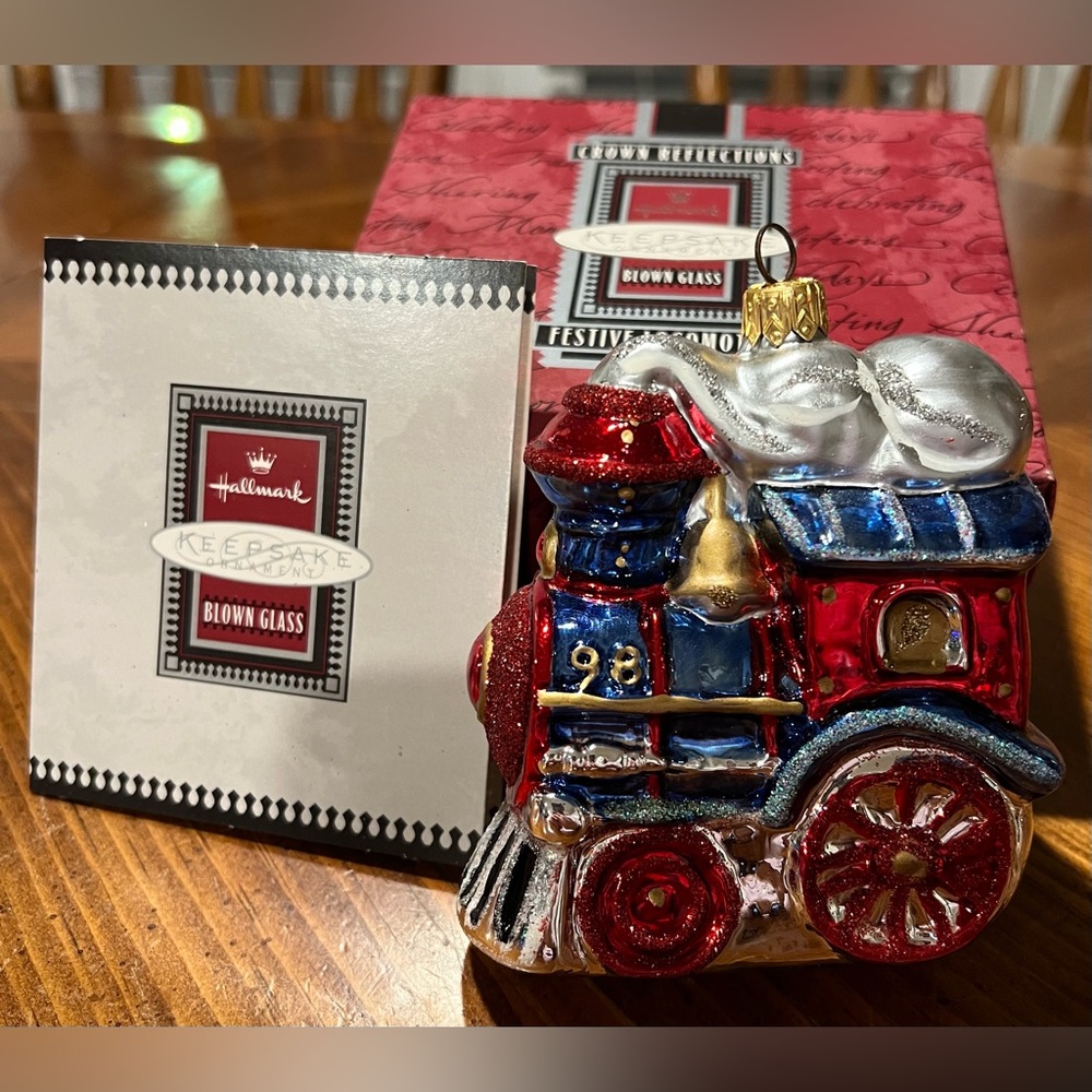 VTG Hallmark Keepsake Ornament Blown Glass FESTIVE LOCOMOTIVE 1998 Trains New!